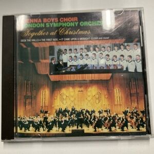 05 CD -Vienna Boys Choir - Together at Christmas (Gold, Black, Green)